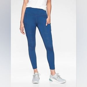Athleta - All In Reaction 7/8 Tight Size ST